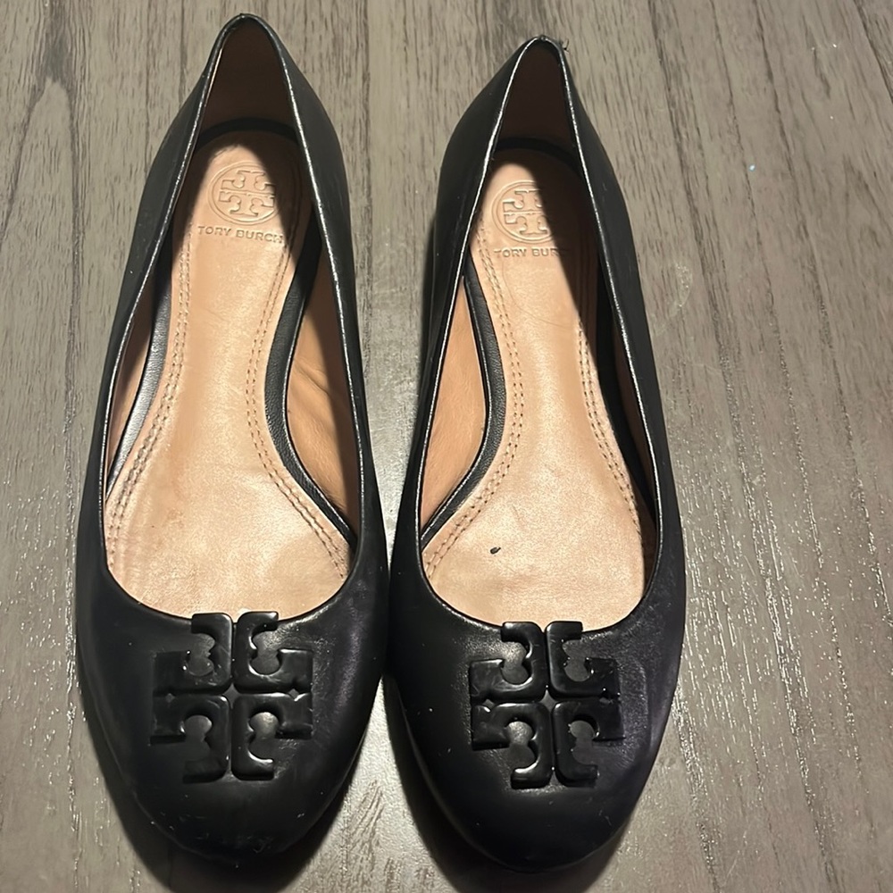 Flats Tory Burch